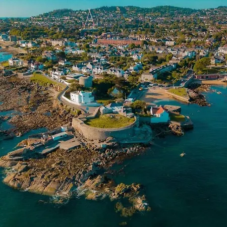 Dun Laoghaire Coastal Retreat & Hidden Getaway ダブリン